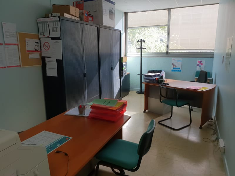 Location de bureaux équipés ou  vides