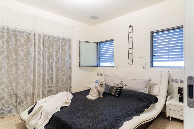 יחידת דיור בבית פרטי בשרון