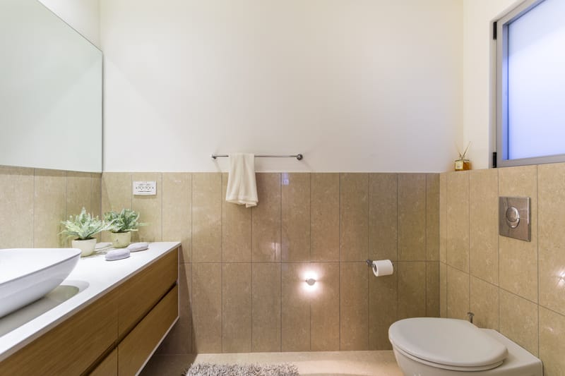 יחידת דיור בבית פרטי בשרון