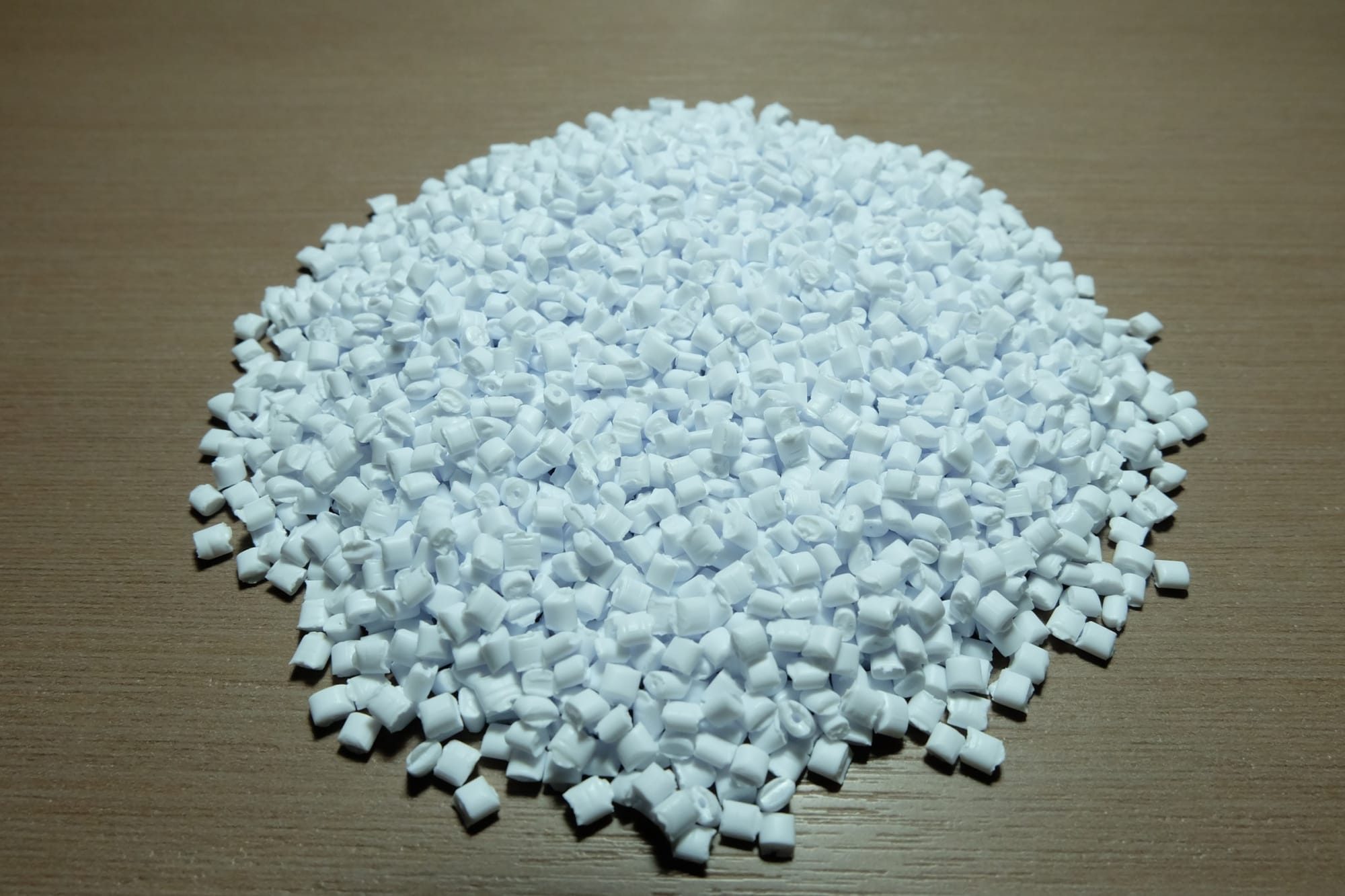 Color compound capacity