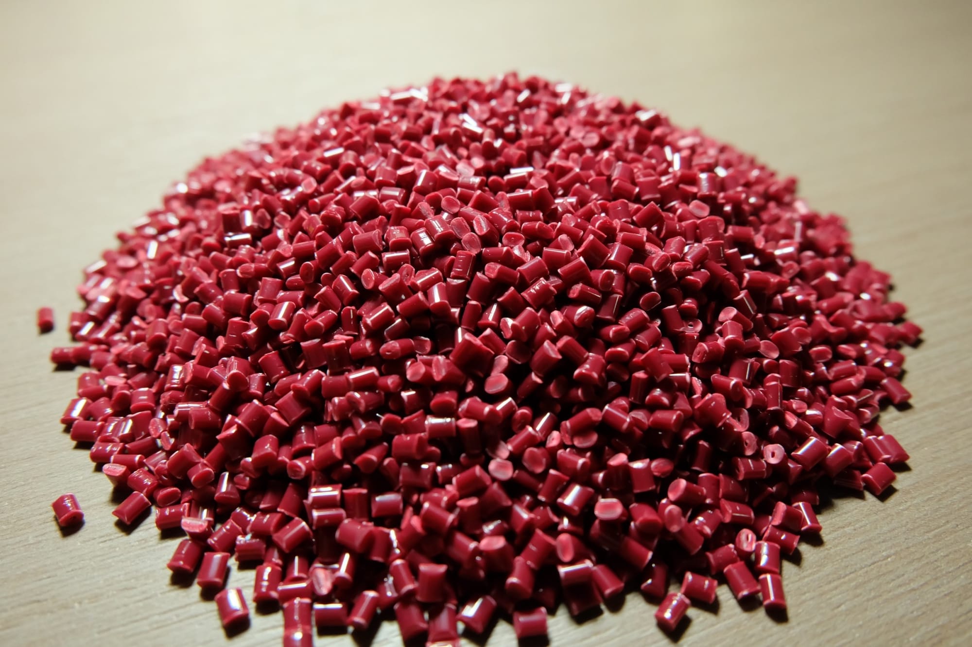 Color compound capacity