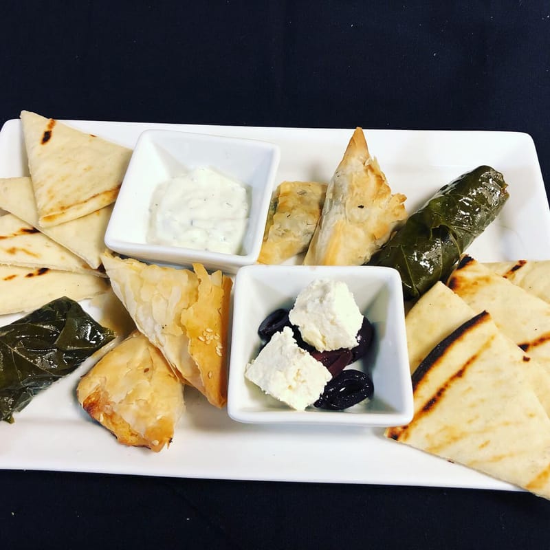 GREEK COMBO PLATTER (FOR 2)