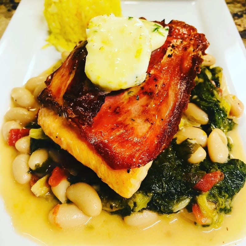 PROSCIUTTO WRAPPED SALMON & WHITE BEAN RAGOUT (GF)