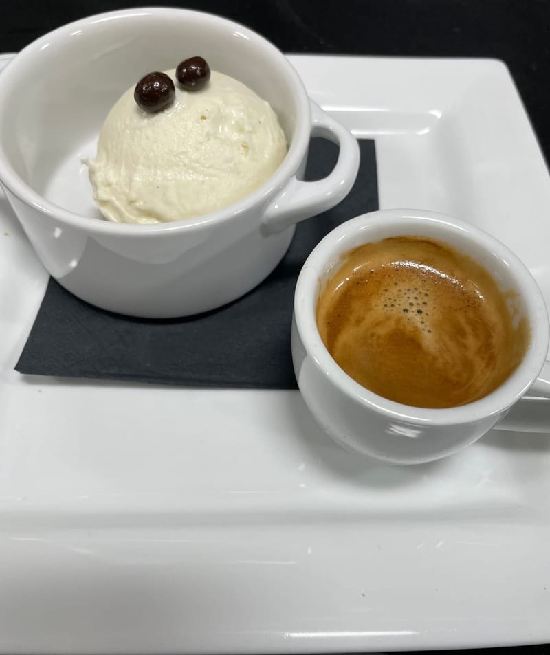 AFFOGATO al CAFFÈ