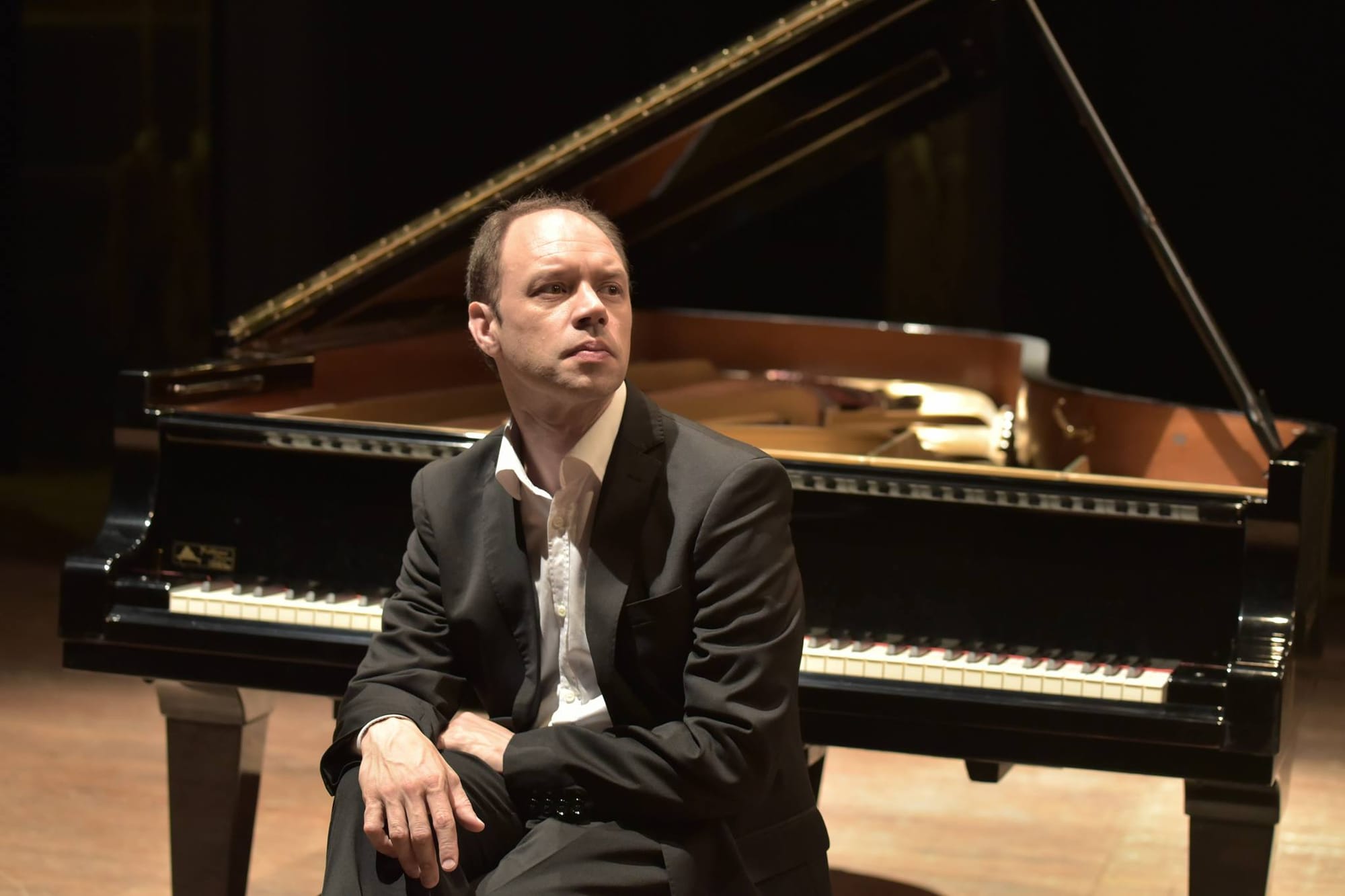 Sinfonie di Sensi – Oltre i confini della musicaEdizione 2024: L’ISPIRAZIONE Primo appuntamento Sabato 25 Maggio a Villa Cicogna, TrecateProtagonista al pianoforte Olaf John LaneriMain partner FAI Delegazione di Novara e Bösendorfer