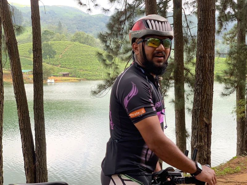 Most Scenic Lake on Sri Lanka on top of a mountain - Matale 