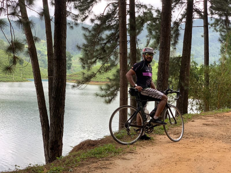 Most Scenic Lake on Sri Lanka on top of a mountain - Matale 
