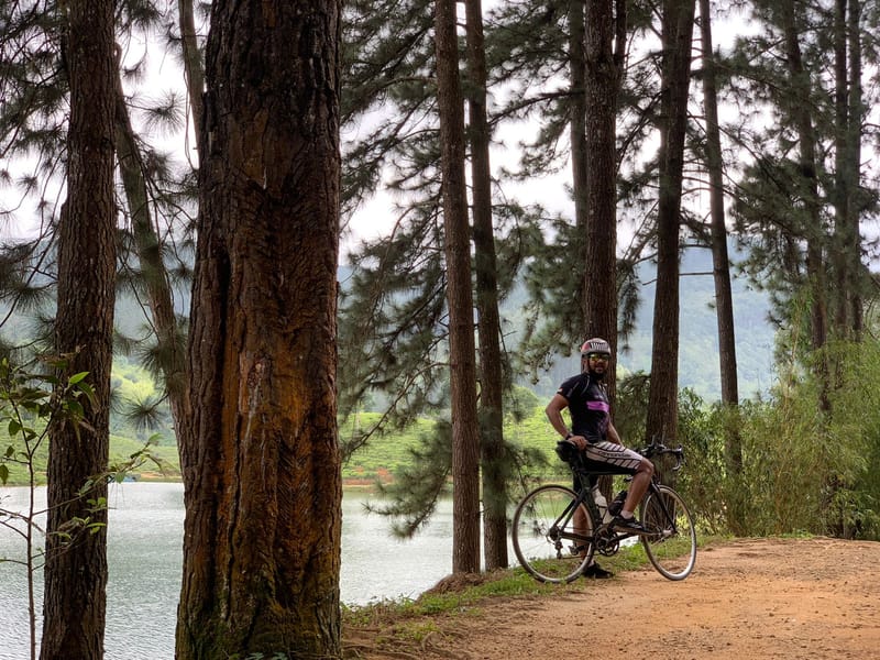 Most Scenic Lake on Sri Lanka on top of a mountain - Matale 