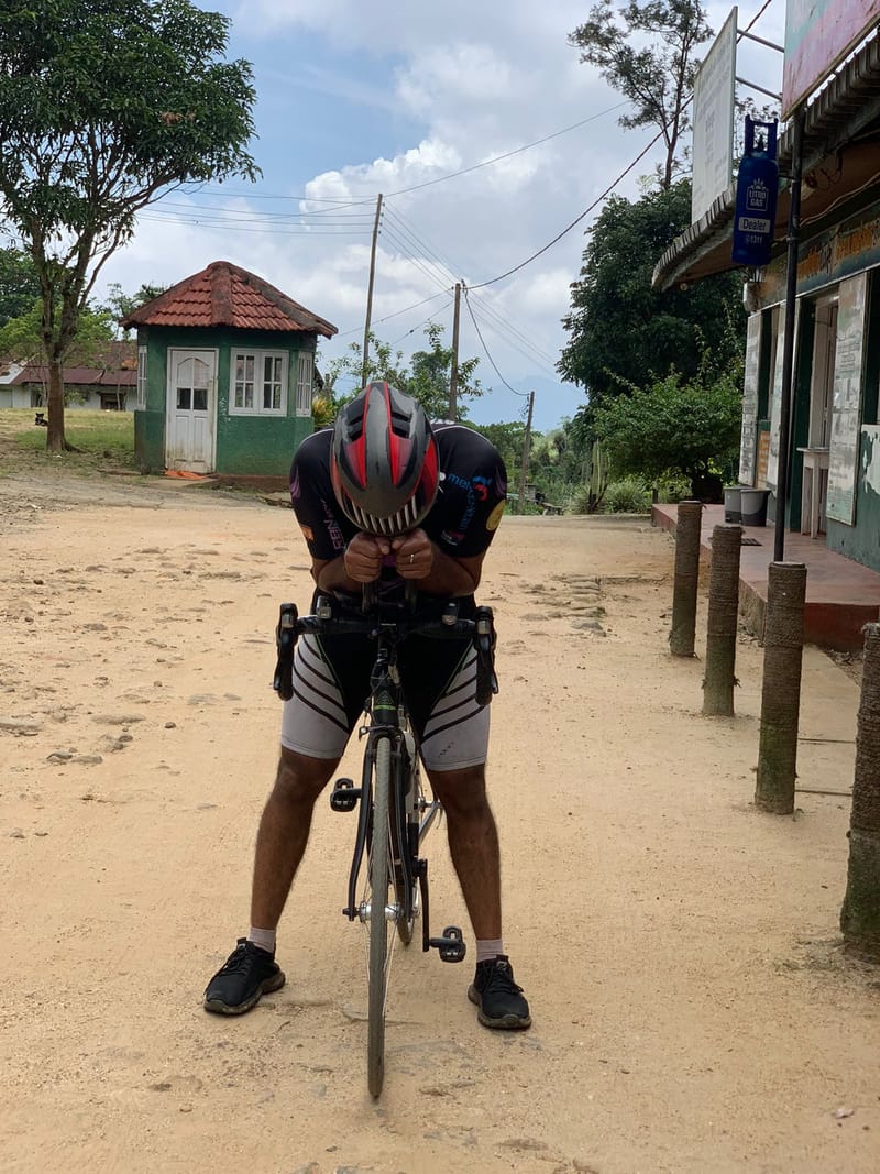 Most Scenic Lake on Sri Lanka on top of a mountain - Matale 