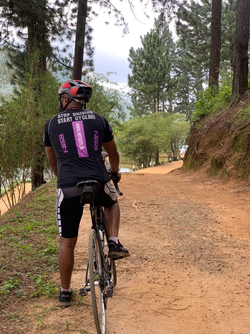 Most Scenic Lake on Sri Lanka on top of a mountain - Matale 