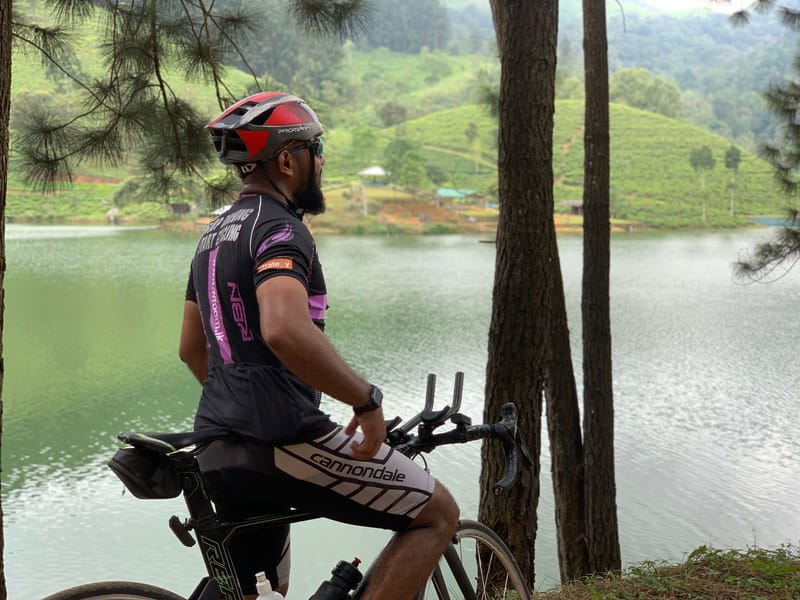 Most Scenic Lake on Sri Lanka on top of a mountain - Matale 