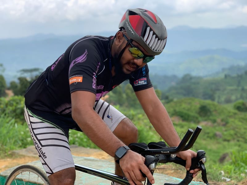 Most Scenic Lake on Sri Lanka on top of a mountain - Matale 