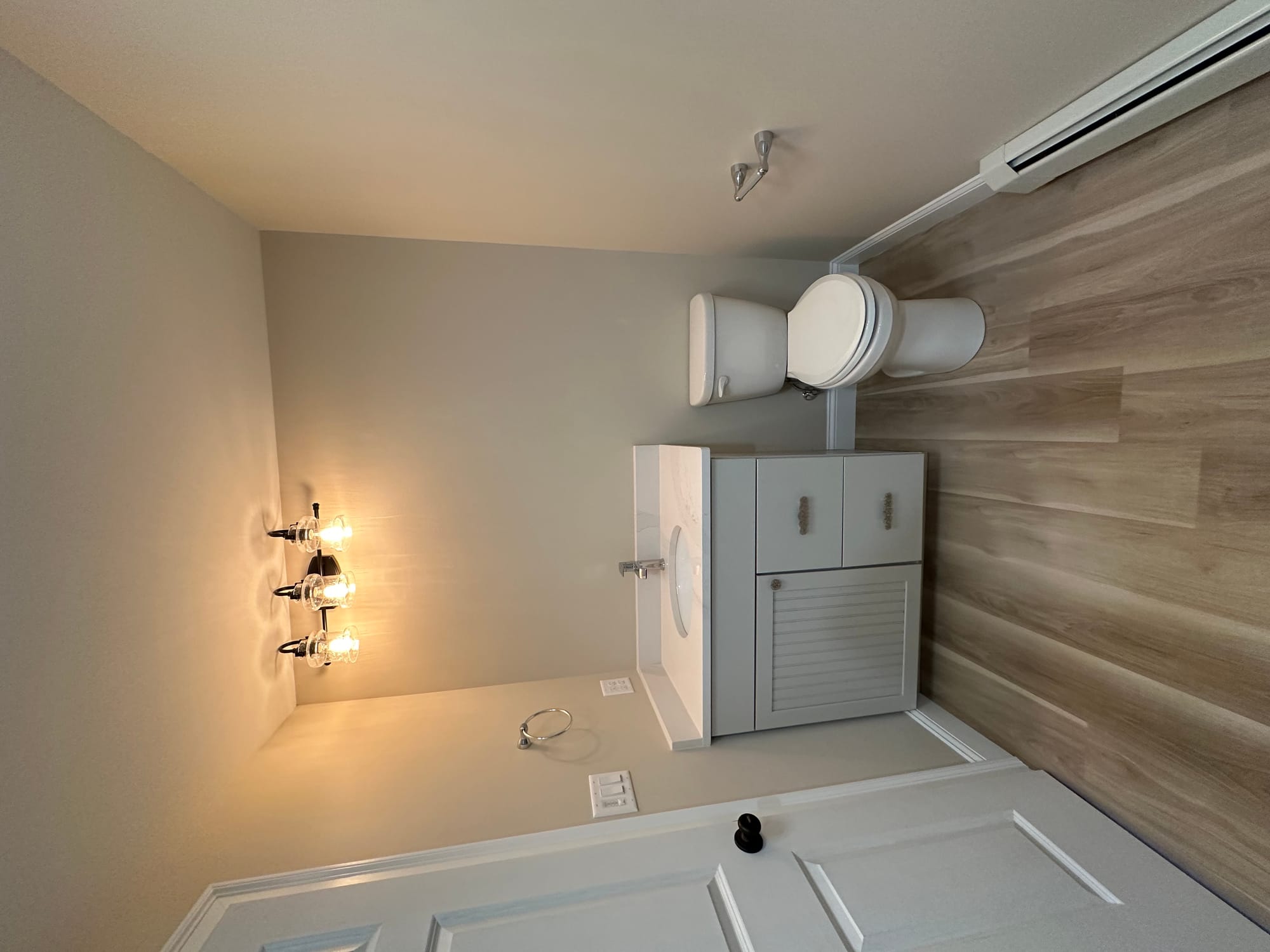 Finishes On A New Build In Cape Neddick