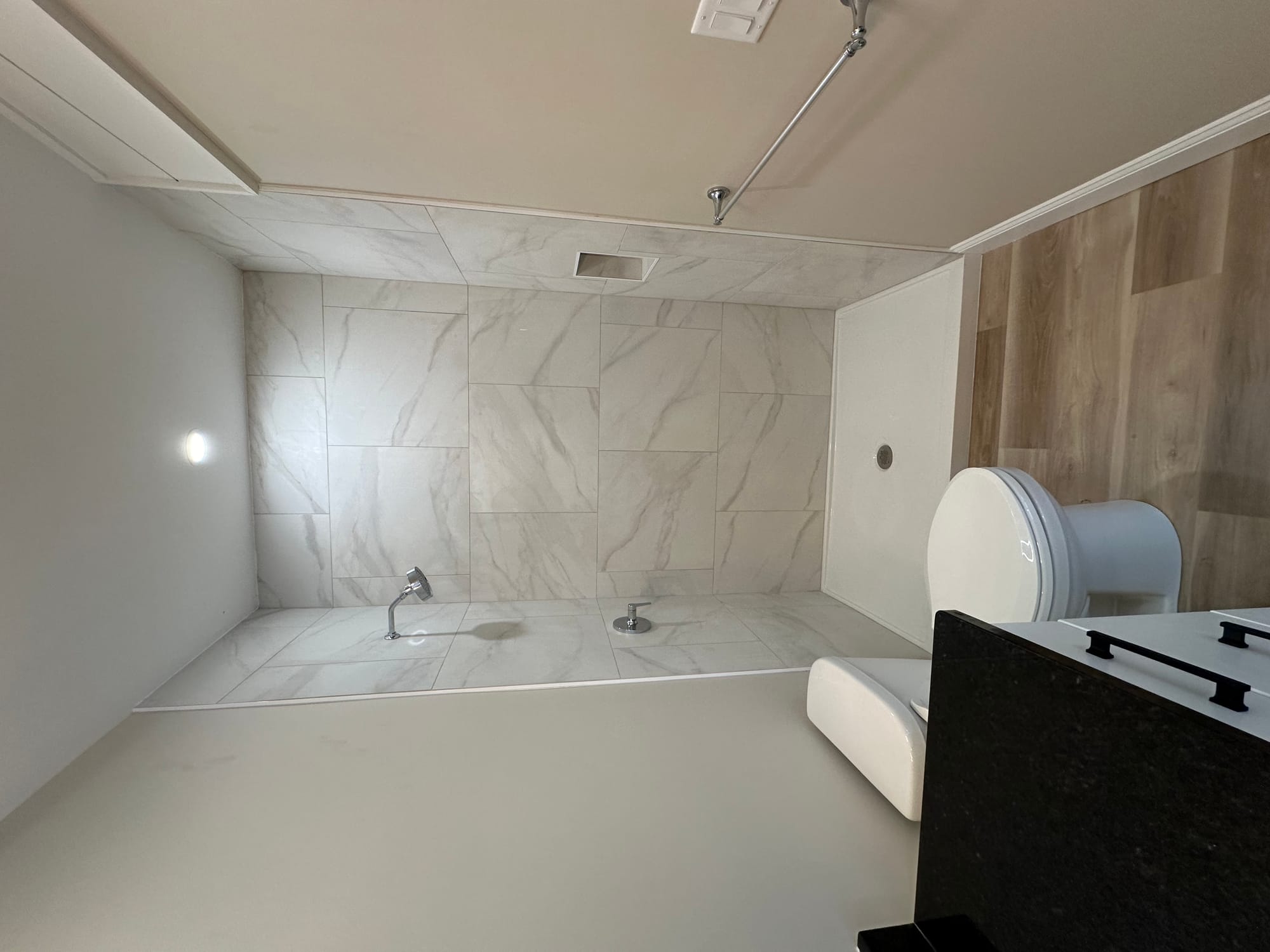 Finishes On A New Build In Cape Neddick