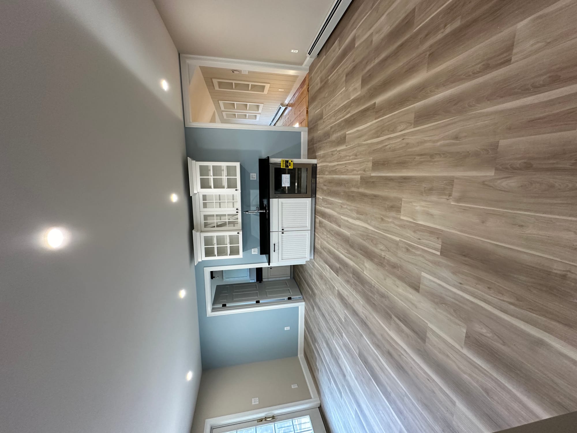 Finishes On A New Build In Cape Neddick