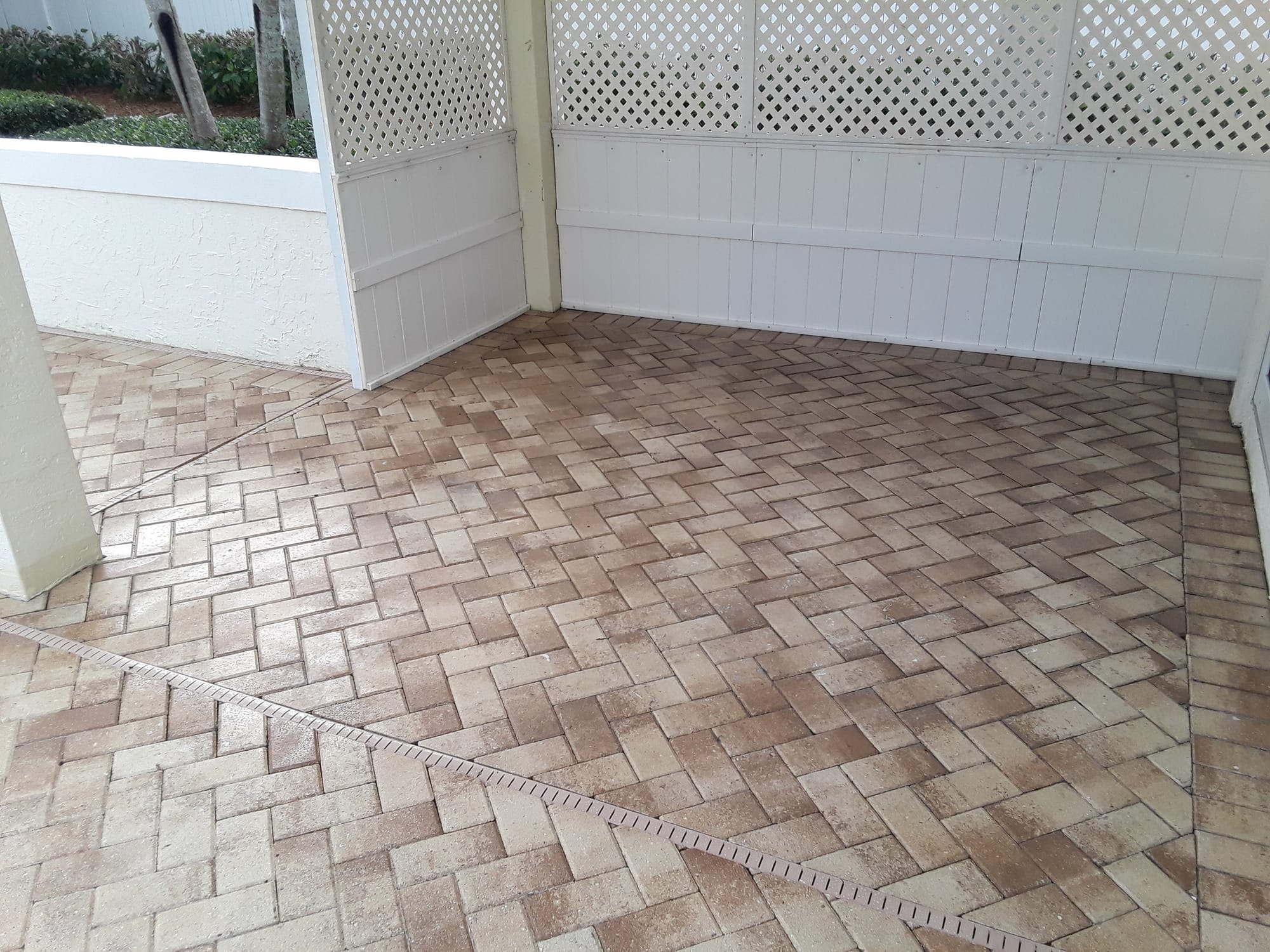 Exterior Painting & Repairs