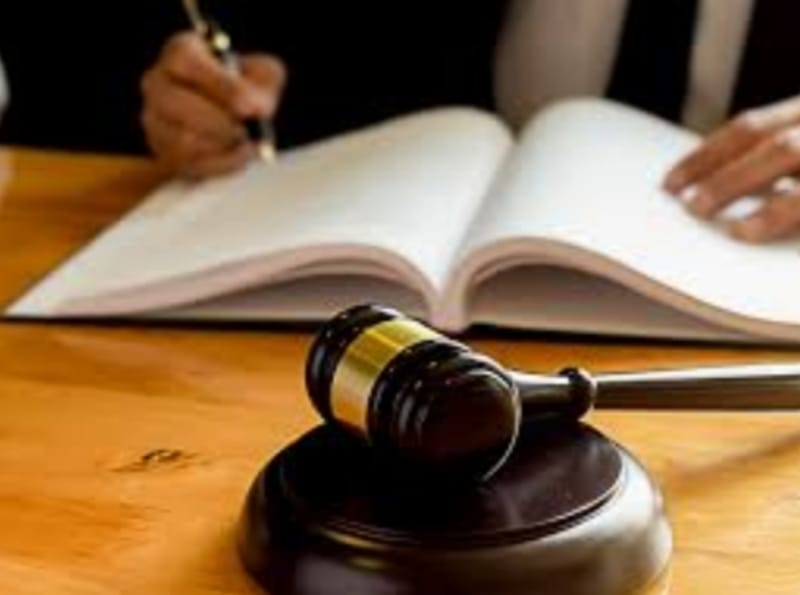TÉCNICOS DE SERVICIOS JURÍDICOS