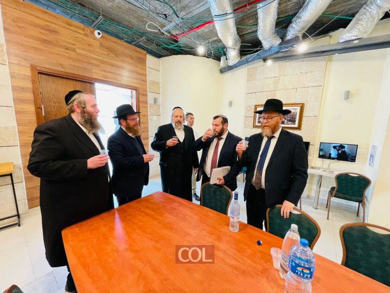 אחמ"ים במרכז חבד