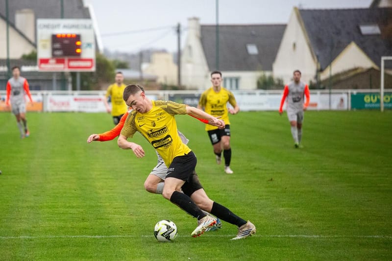 AGP A VS EA ST RENAN