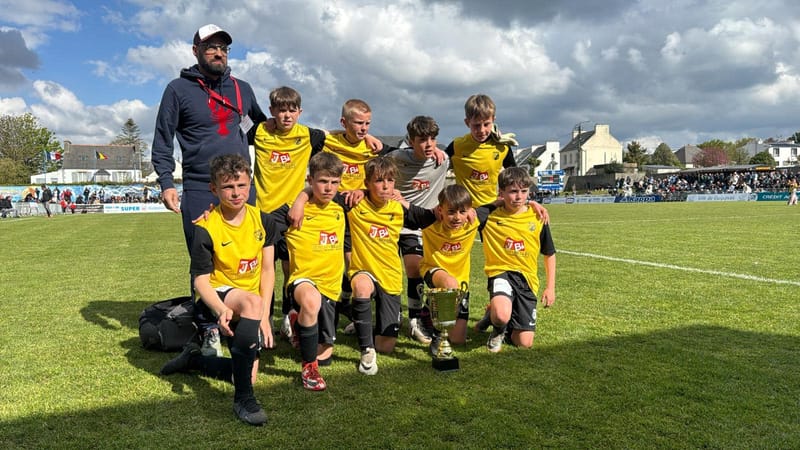 Retour en images sur les différentes tournois du weekend pour l'école de foot 📸 Challenge du Printemps - Guipavas Challenge International Adrien  Ruyet - Cave Le Pressoir Champion's Cup Rekupo 2024