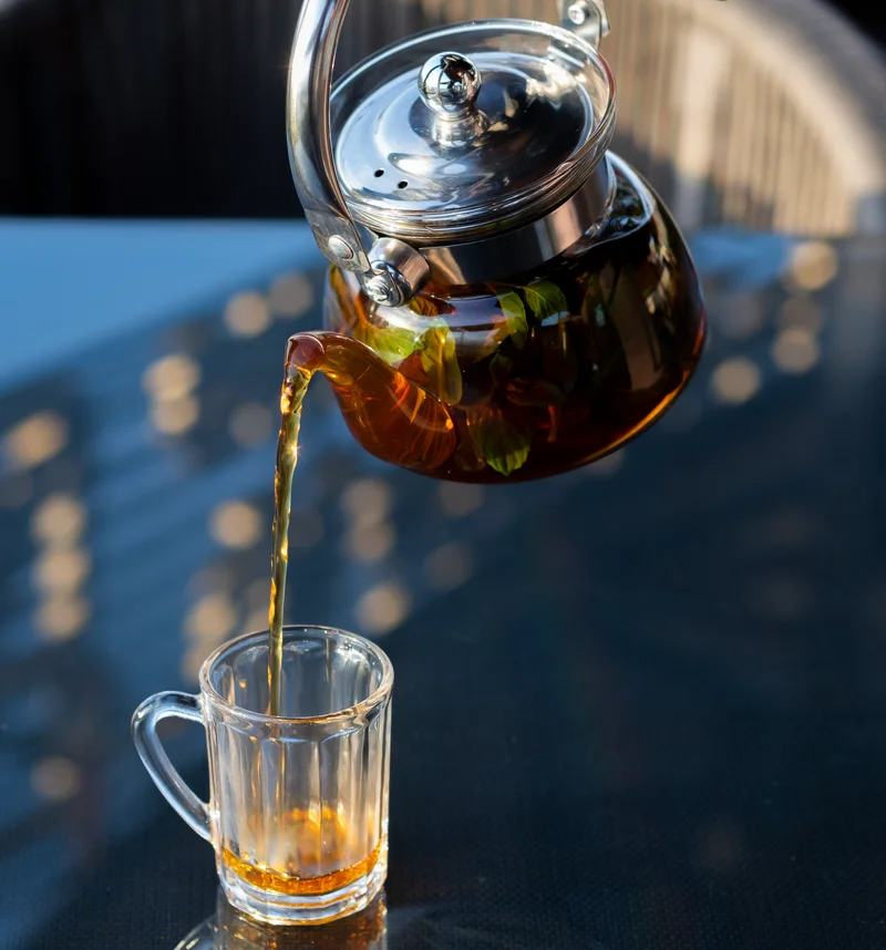 براد ياز تي احمر
