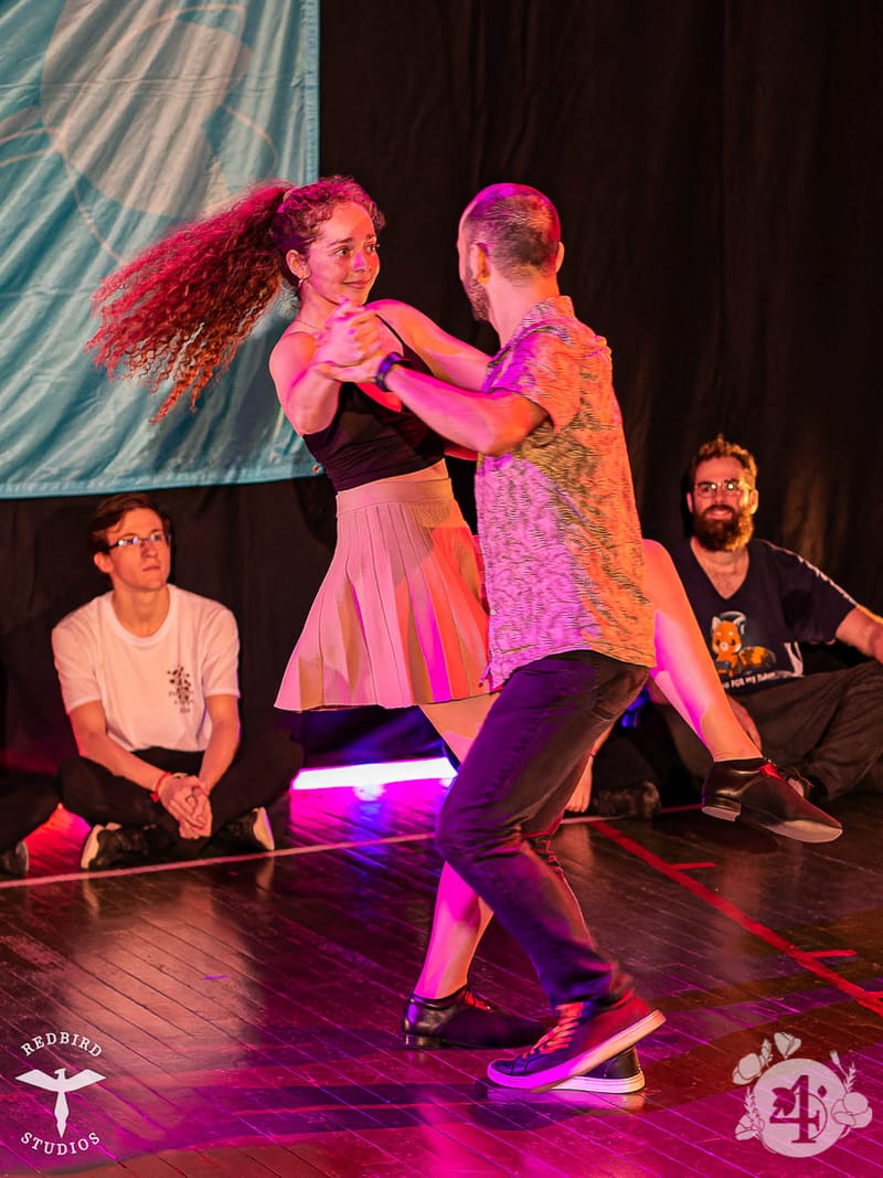 François (Redbird Studios)