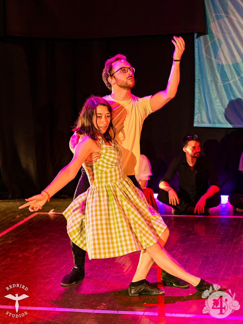 François (Redbird Studios)