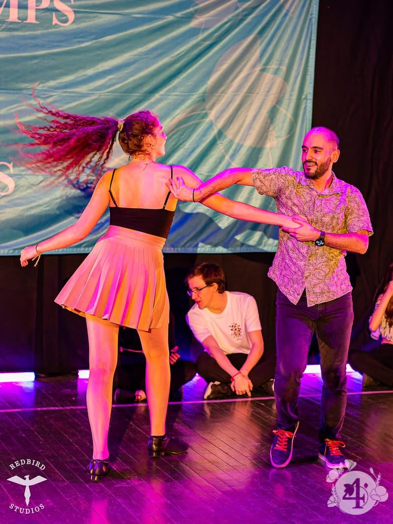 François (Redbird Studios)