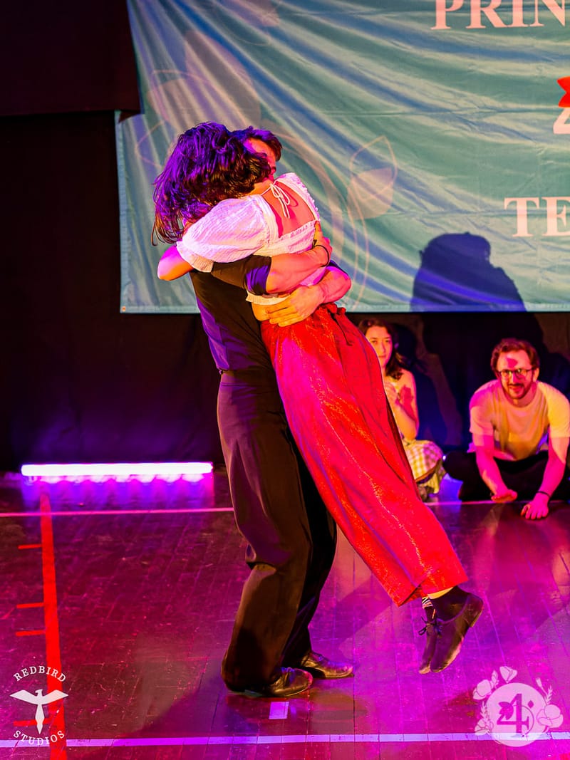 François (Redbird Studios)