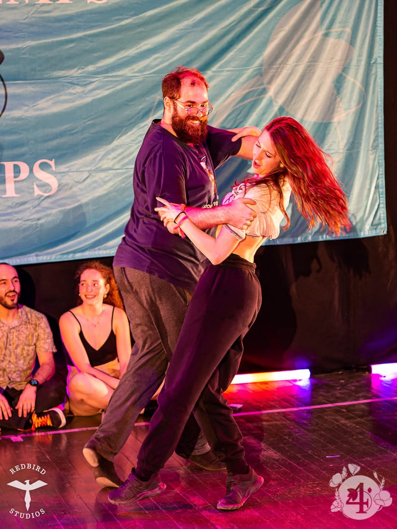 François (Redbird Studios)