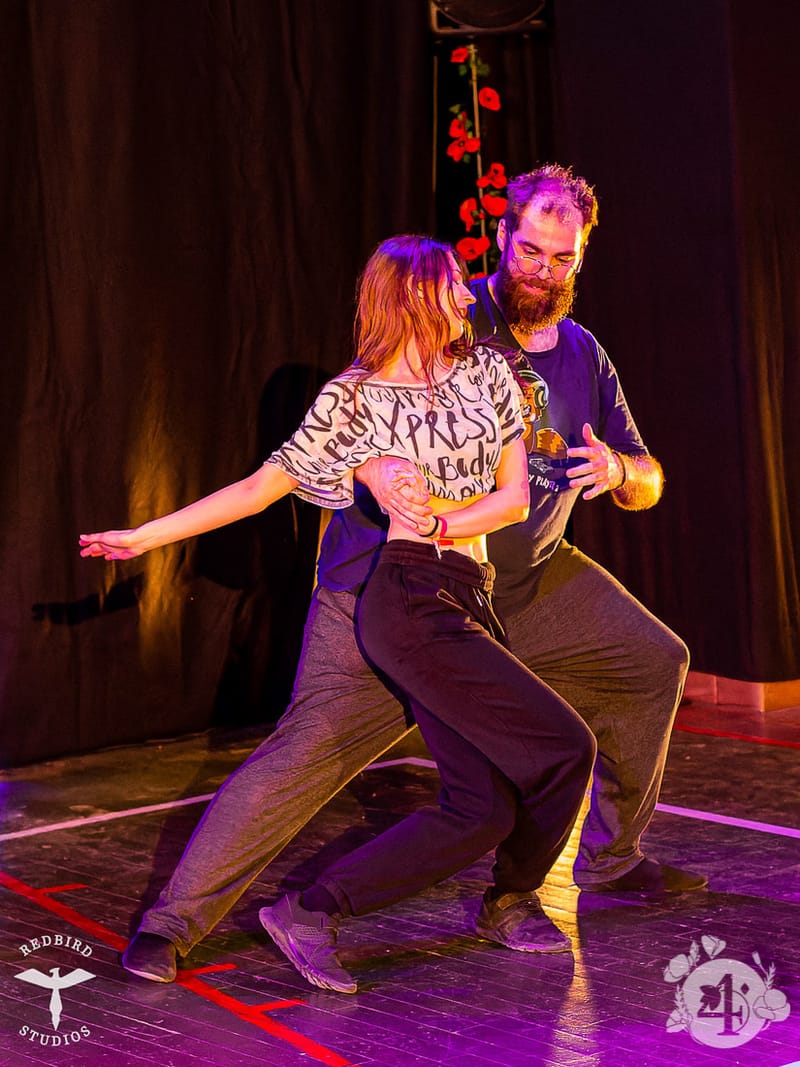 François (Redbird Studios)