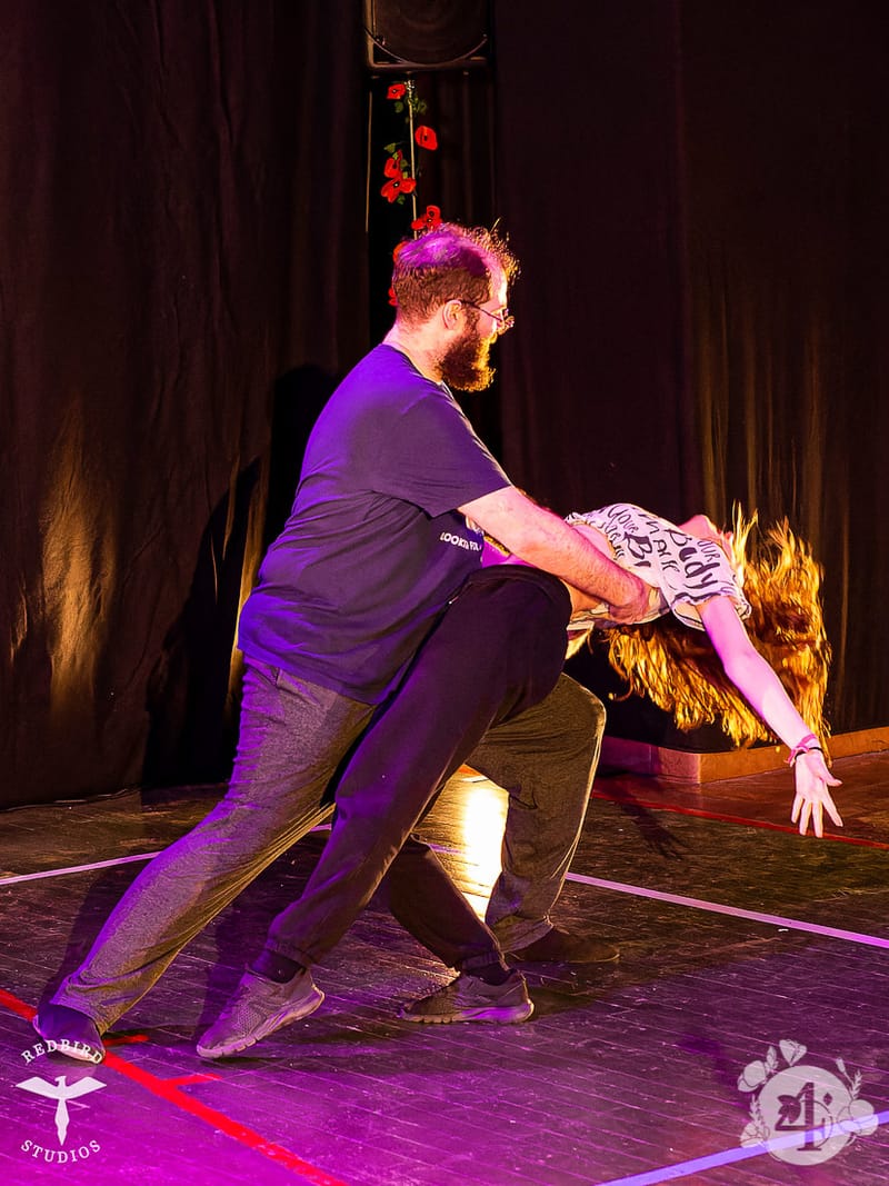 François (Redbird Studios)