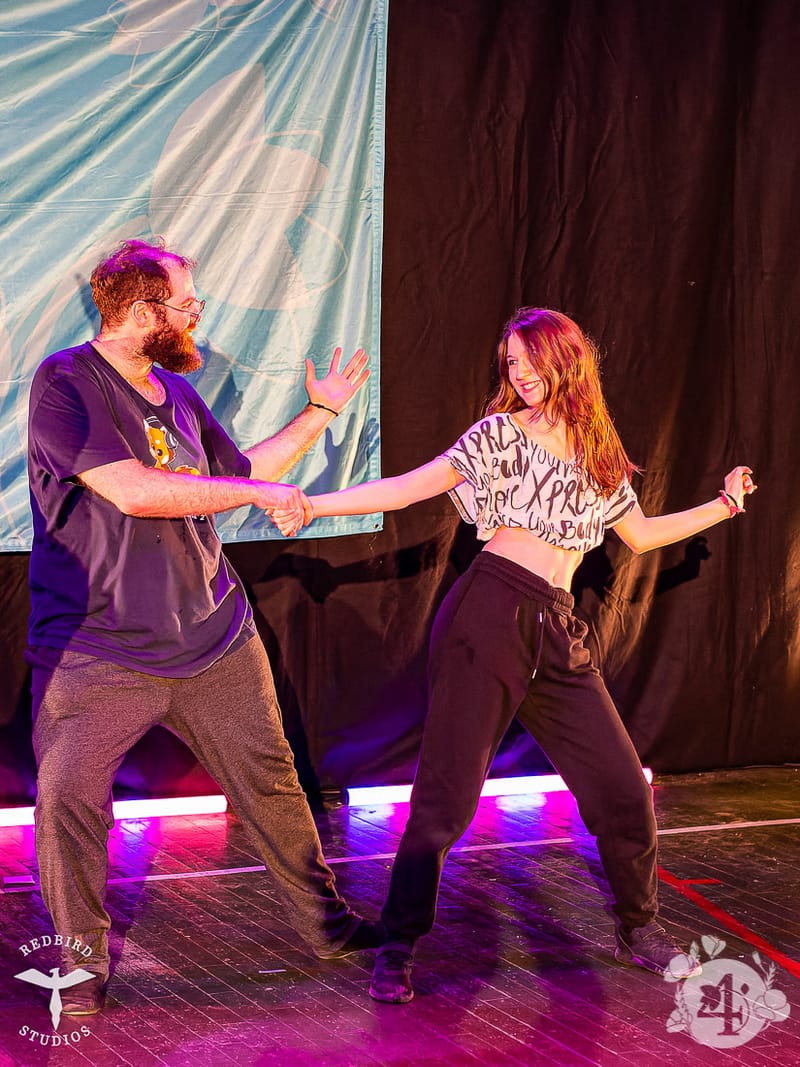 François (Redbird Studios)