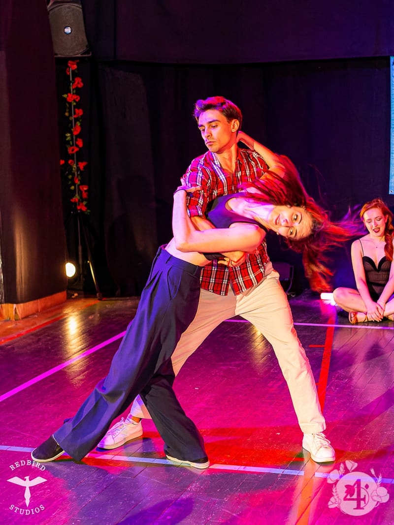 François (Redbird Studios)