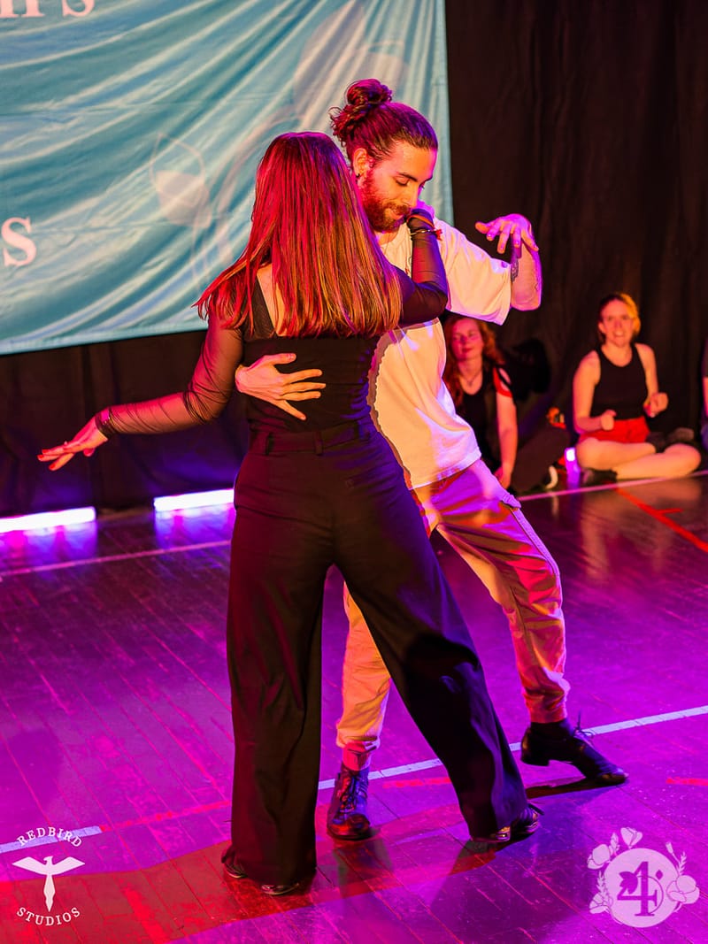 François (Redbird Studios)