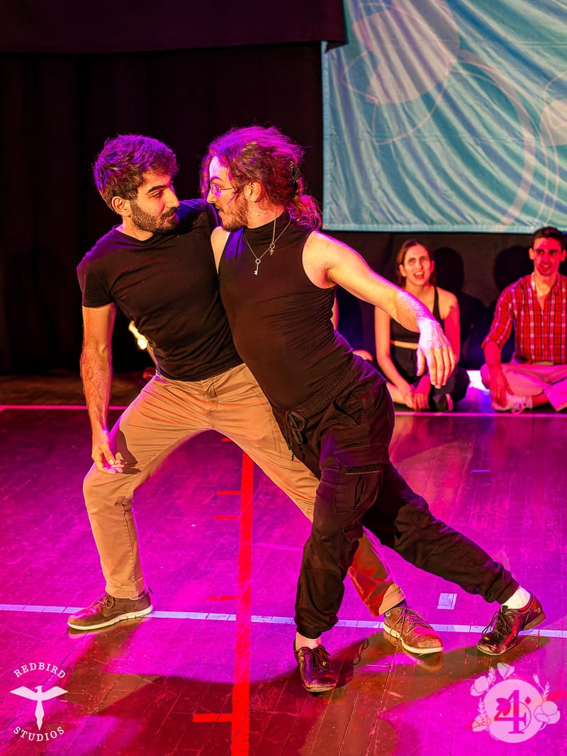 François (Redbird Studios)