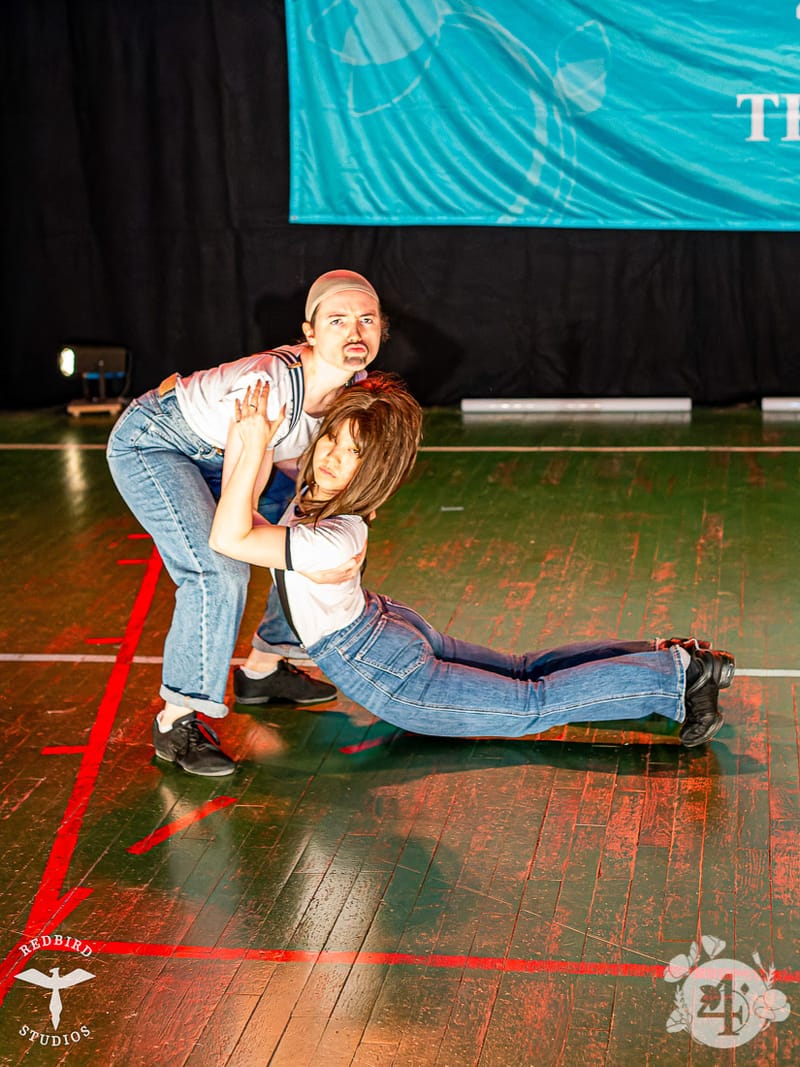 François (Redbird Studios)