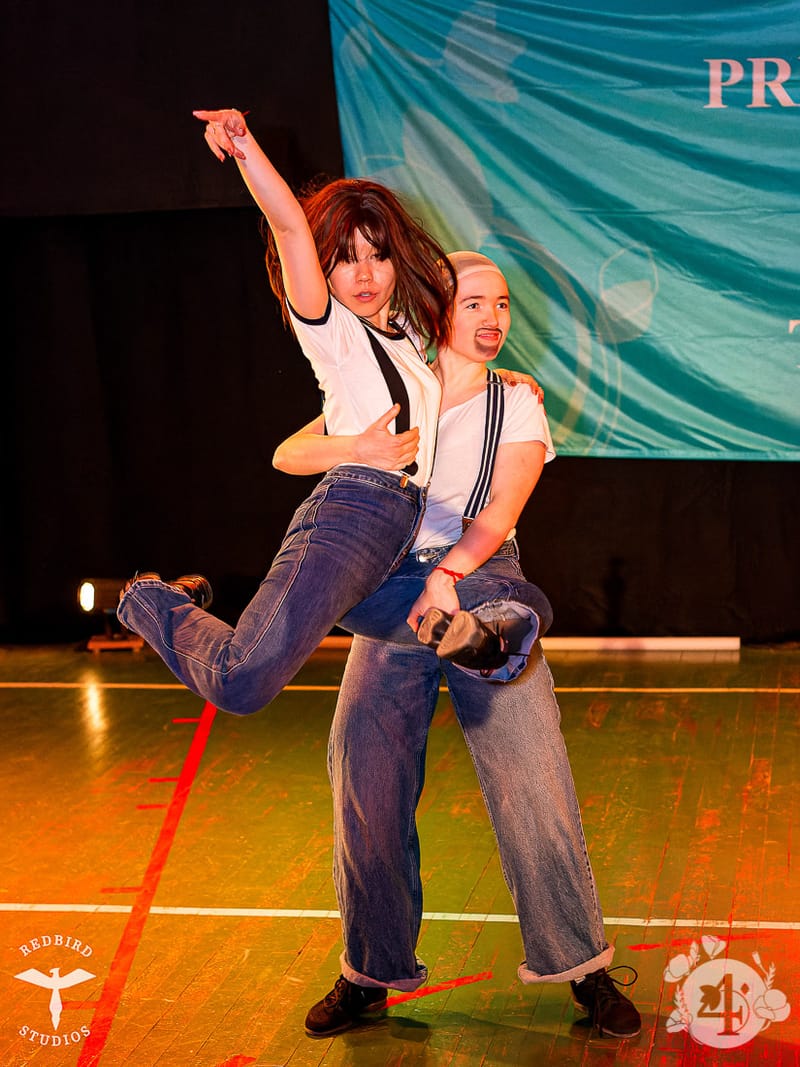 François (Redbird Studios)