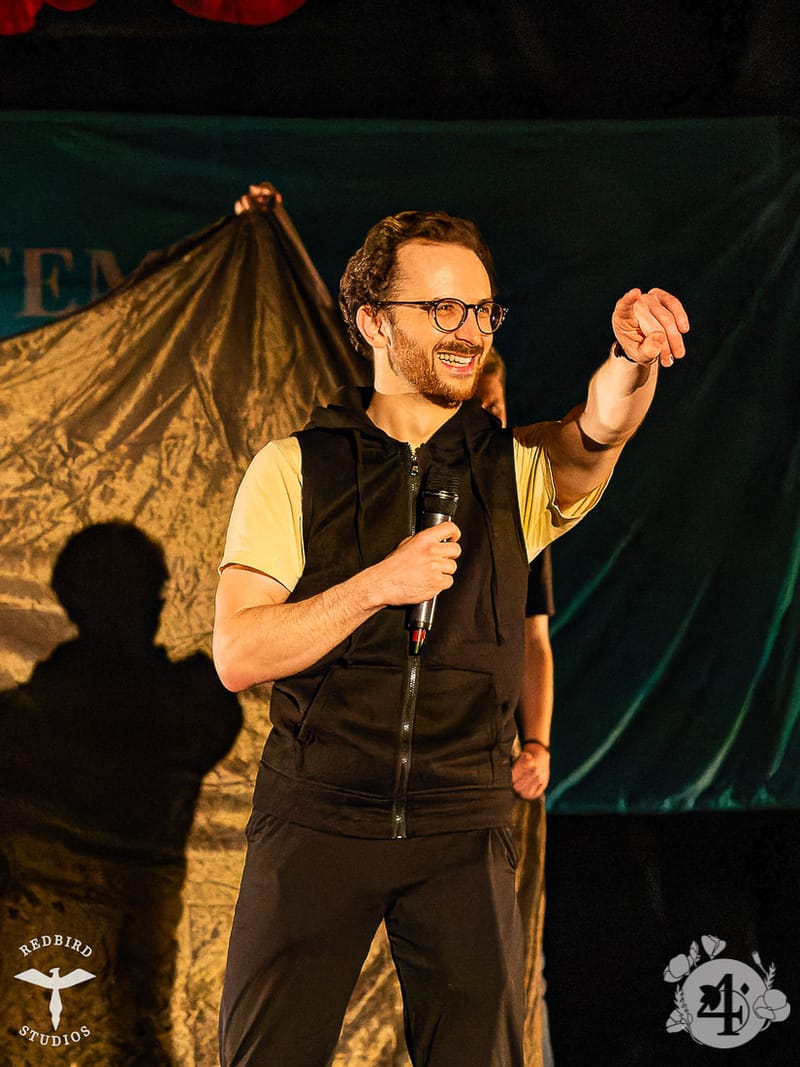 François (Redbird Studios)