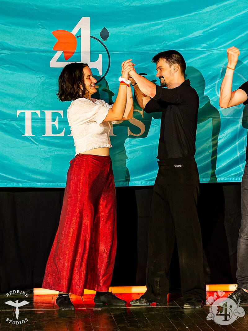 François (Redbird Studios)