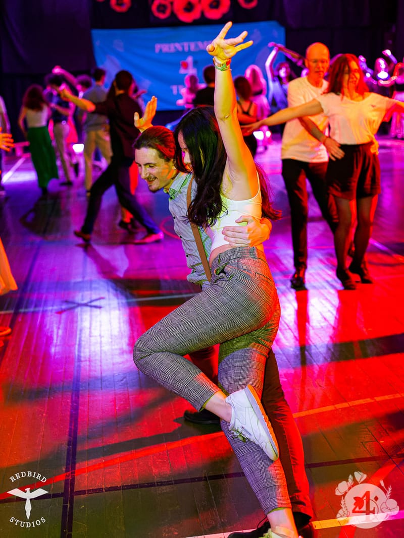 François (Redbird Studios)