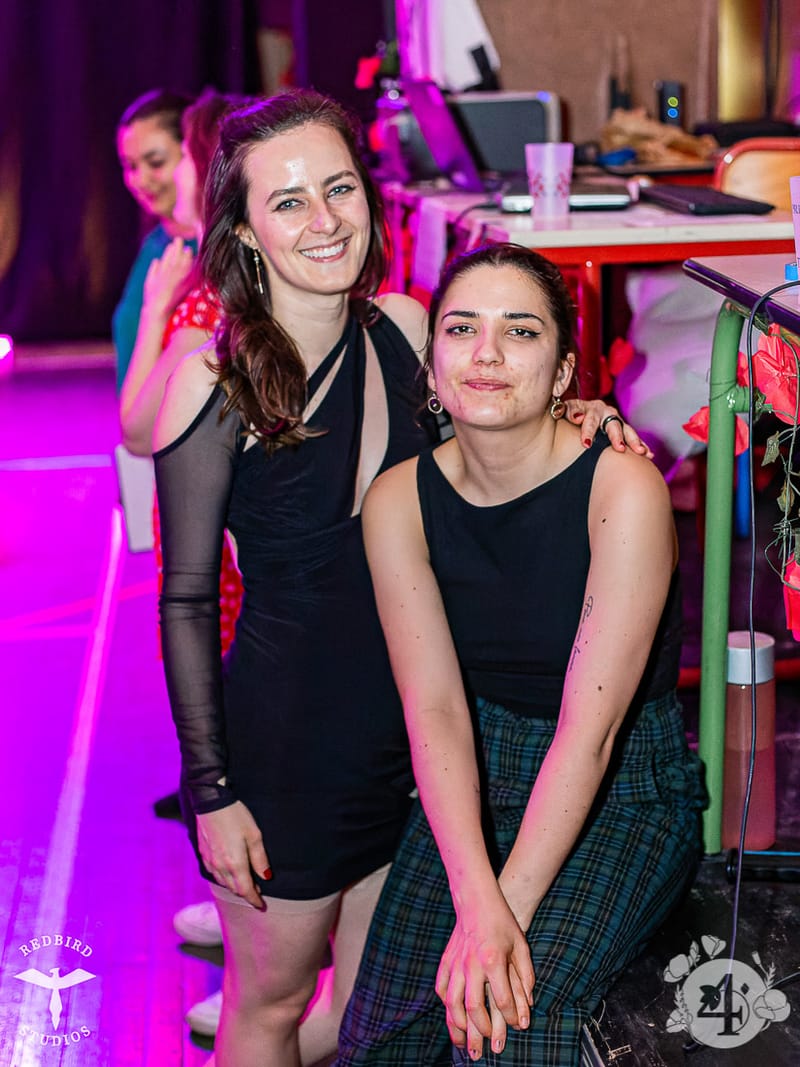 François (Redbird Studios)