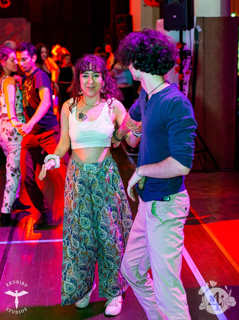 François (Redbird Studios)