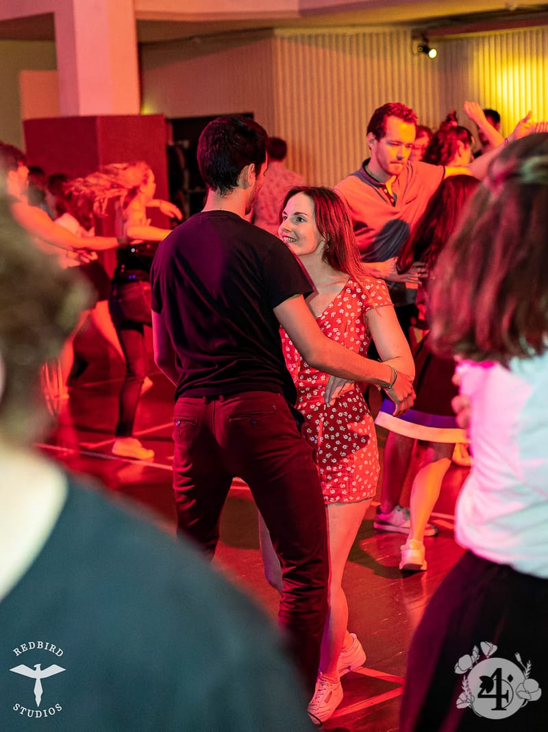 François (Redbird Studios)