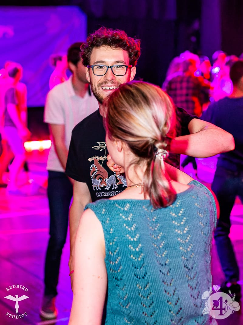 François (Redbird Studios)