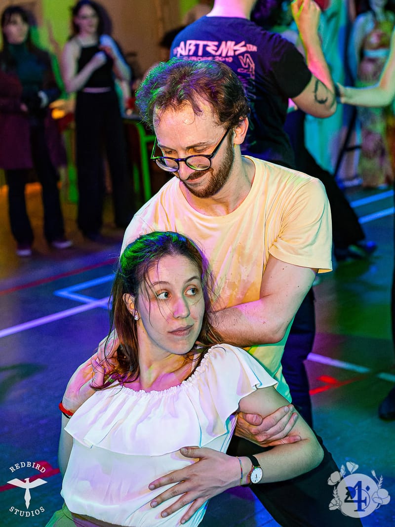 François (Redbird Studios)