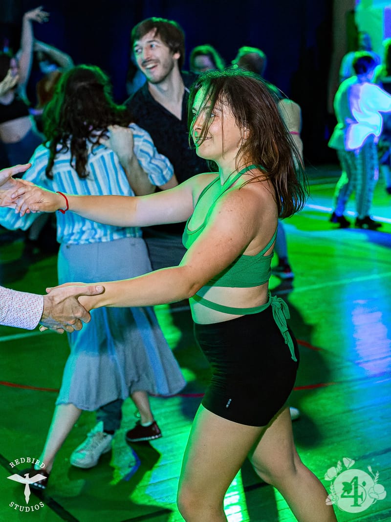 François (Redbird Studios)