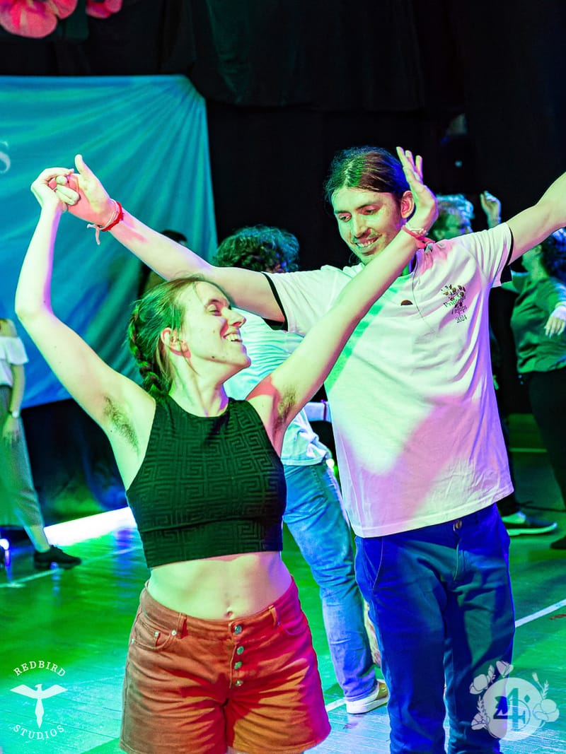 François (Redbird Studios)