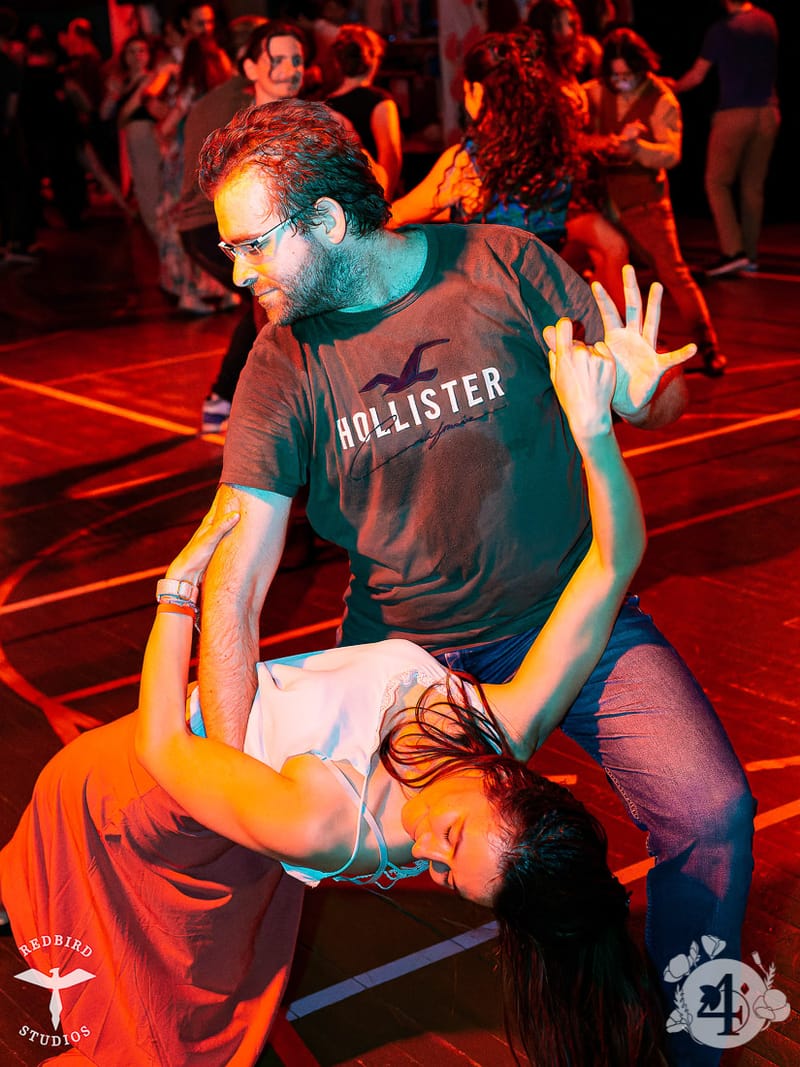 François (Redbird Studios)