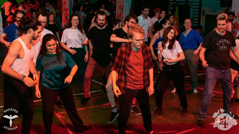 François (Redbird Studios)